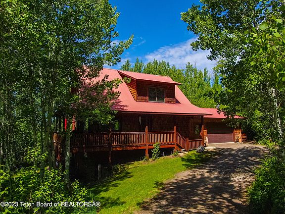 3rd image of 2122 Steelhead Dr