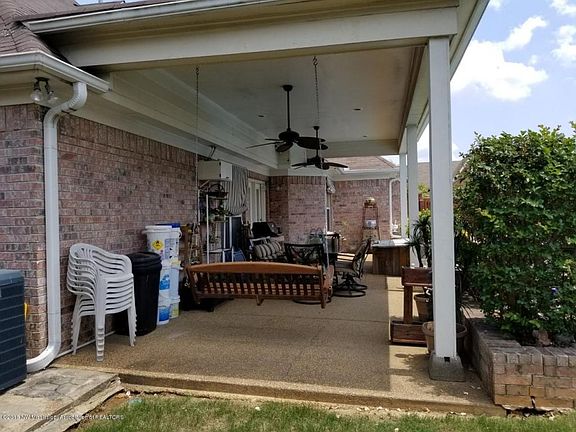 3rd image of 6347 Ivy Trails Dr