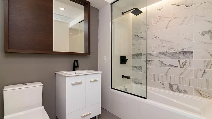 Rented by Nooklyn NYC LLC | media 16