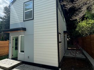 11519 5th Ave NE, Seattle, WA 98125