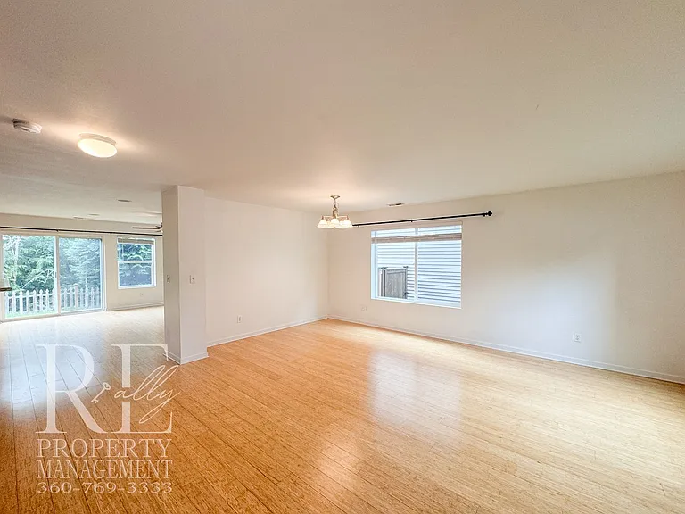 21050 Brevik Pl NW — Photo 4
