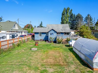 2417 10th St, Tillamook, OR, 97141
