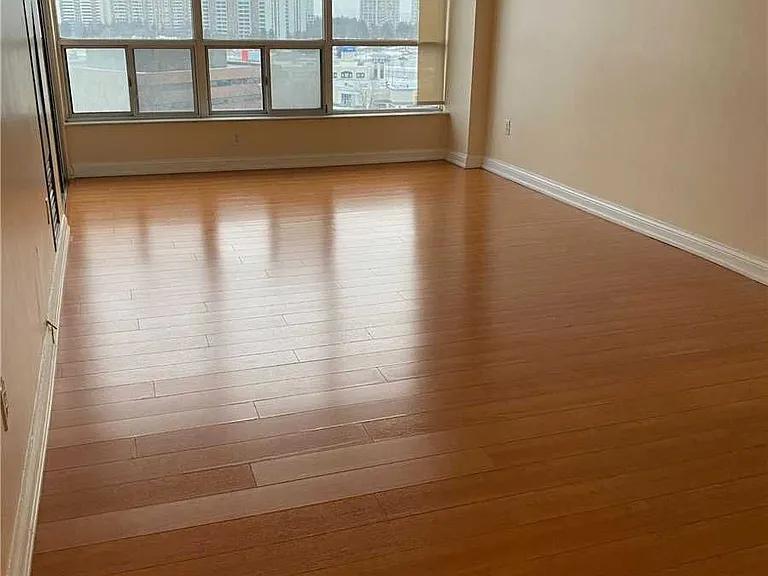 24 Hanover Rd #908 — Photo 3