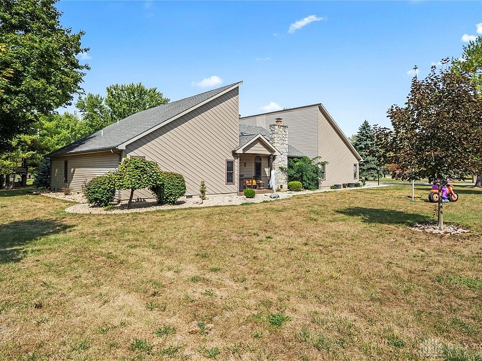1st image of 345 Boone Dr