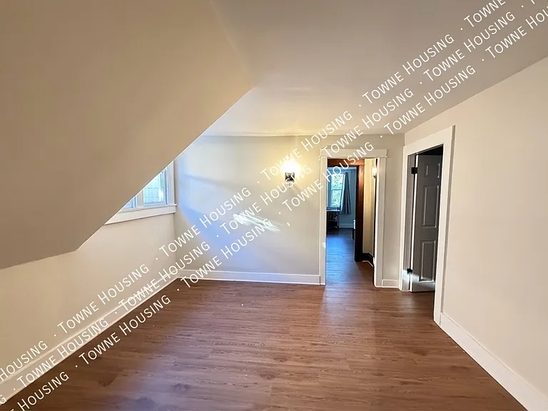99 Custer St #1 — Photo 17