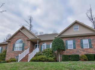 129 Polo Dr, Blountville, TN 37617
