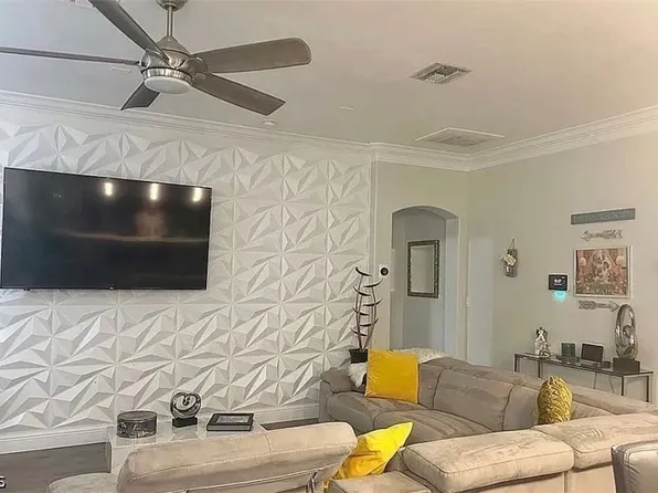 221 NW 3rd Pl, Cape Coral, FL 33993