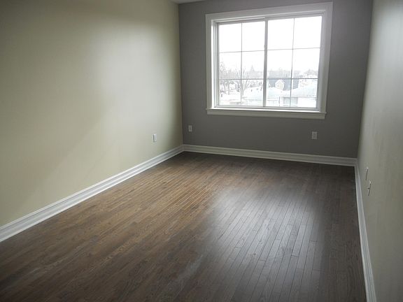 4th image of 945 Kenmore Ave APT 308