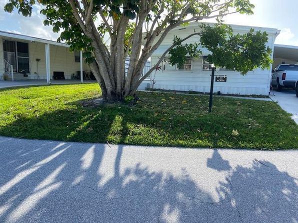105 N Warner Drive, Jensen Beach, FL 34957