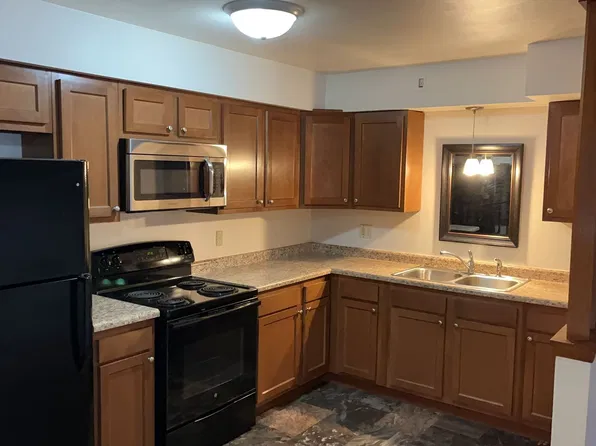 1920 Lathrop Ave. (16 Unit)