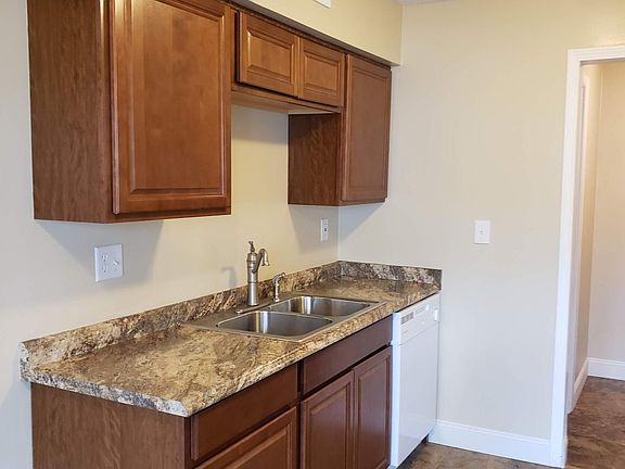 5th image of 17214 Sheldon Ct #49A
