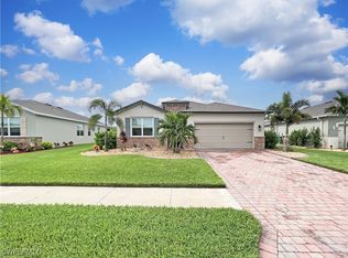 3235 Baravaldo Cir, Cape Coral, FL 33909