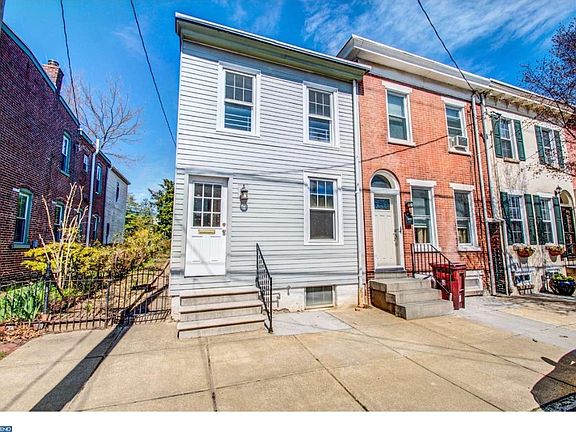 2nd image of 1903 N Scott St