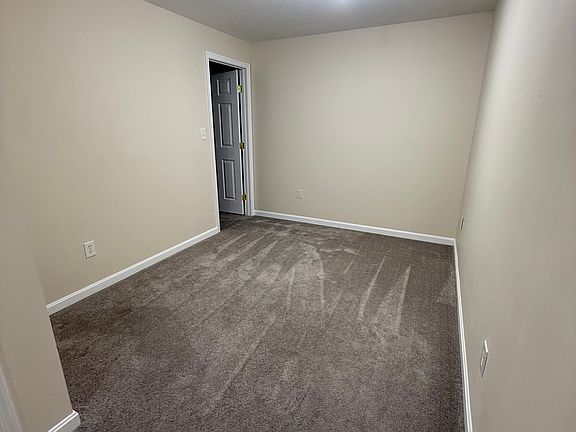 4th image of 12184 Jennell Dr