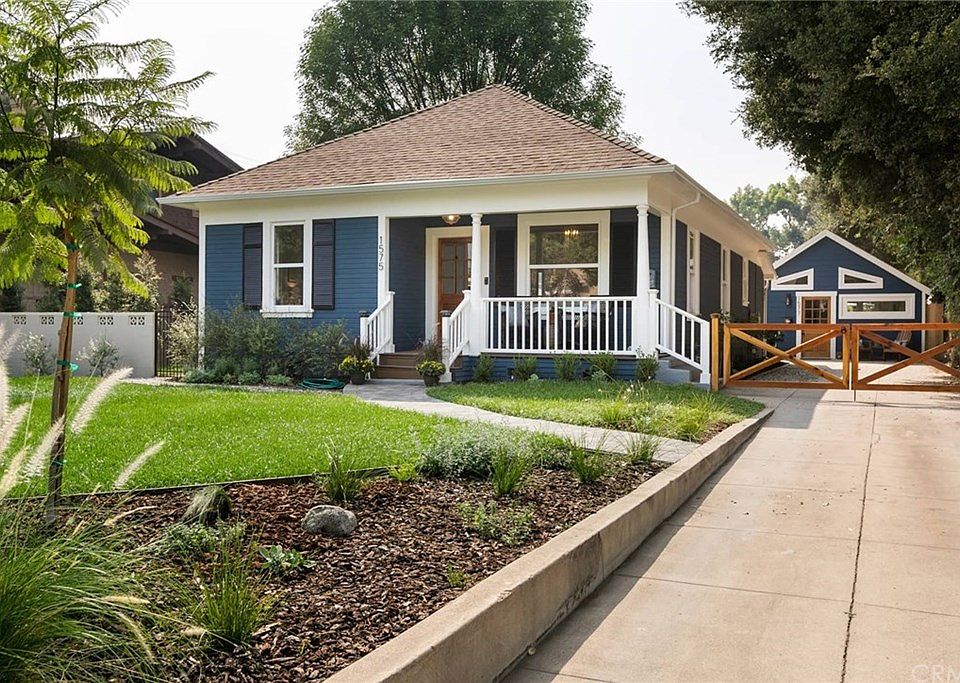 1st image of 1575 N Los Robles Ave