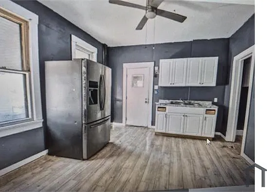 4 bed, 2442 sqft, $1,500 — Photo 2