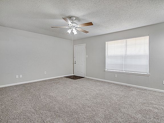 4th image of 100 Ramada Ave #100