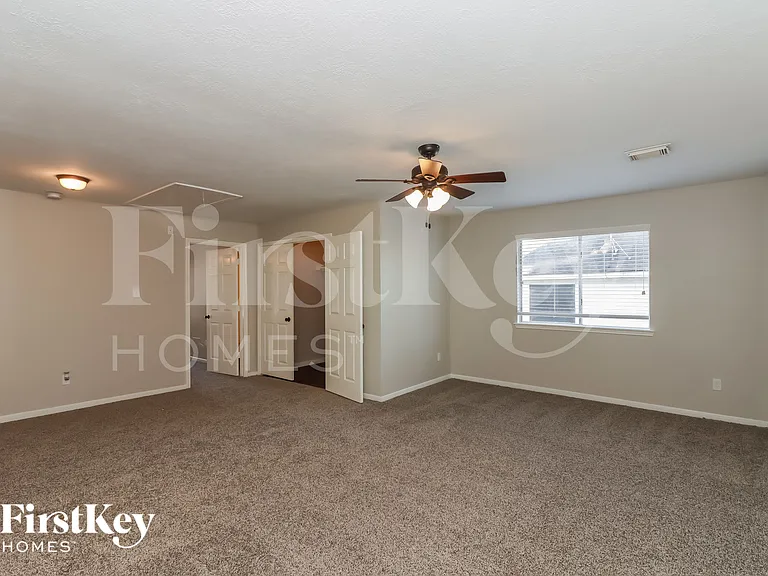 19326 Hikers Trail Dr — Photo 11