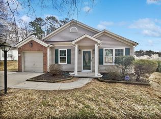 8035 Bristle Ln, Charlotte, NC 28214