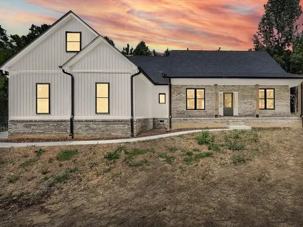 1151 Tucker School Rd, Cohutta, GA 30710