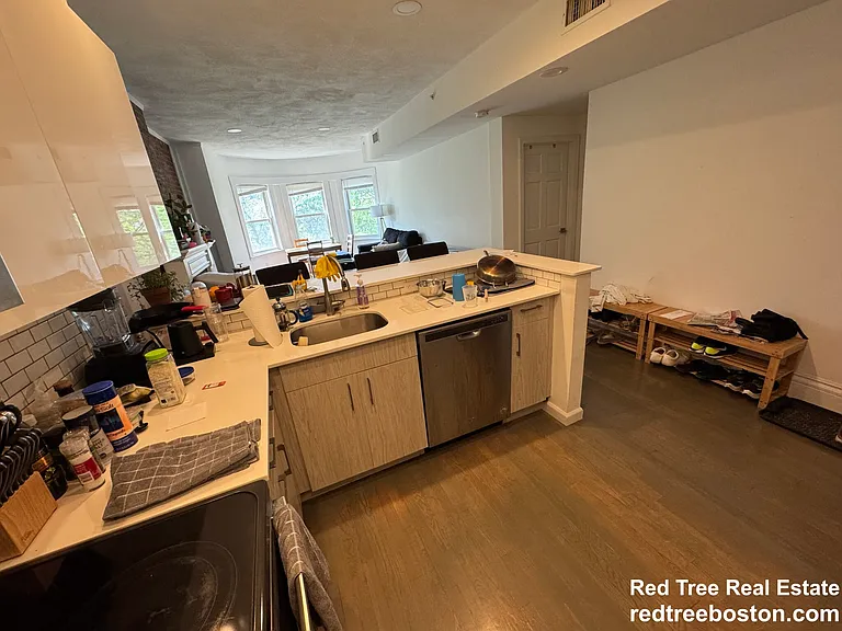 1406 Beacon St #3A — Photo 25