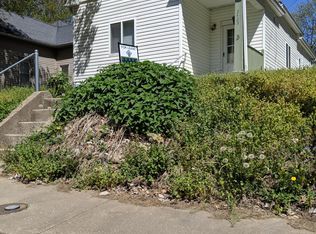 2423 Jackson St, Saint Joseph, MO 64507