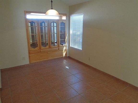 4th image of 2861 W Placita Arida