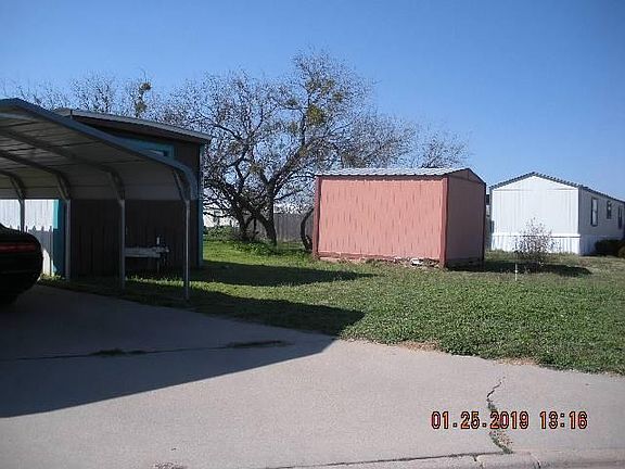 4th image of 2917 Aspen Dr
