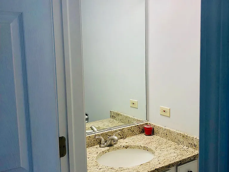 503 Orleans Ave — Photo 12