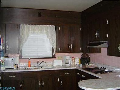 3rd image of 2624 Park St