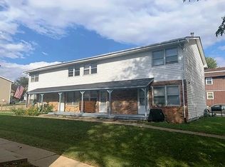 1502 Ensign Dr, Normal, IL 61761