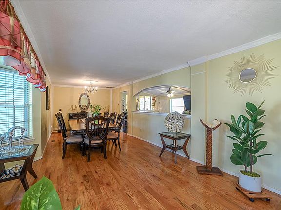 2nd image of 4932 NW 20th St