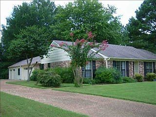 1st image of 323 E Harpers Ferry Dr