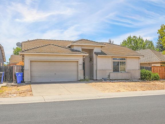 2nd image of 8540 Zinnia Way