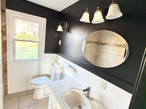 5th image of 12706 E Erickson Rd