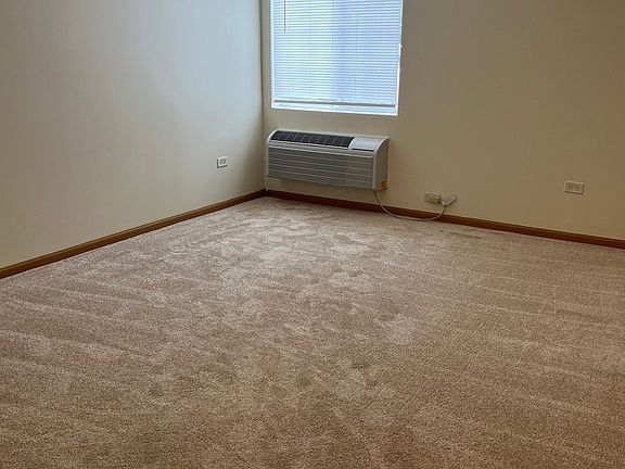 4th image of 903 Silverstone Dr #903