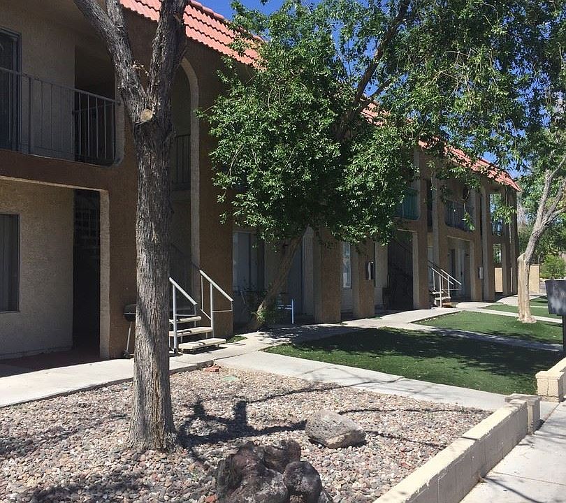 2nd image of 4855 McLeod Dr #4855