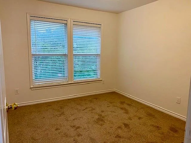 413 Gershwin Way — Photo 10
