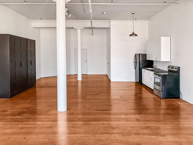 Steele Lofts — Photo 20