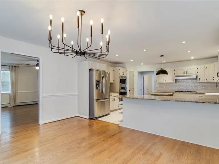 6040 Southgate Farm Rd — Photo 25