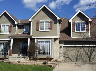 10414 Mary Cir, Omaha, NE 68122