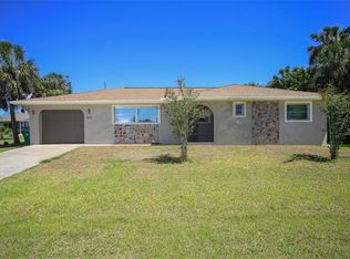 450 Garfield Ave NW, Port Charlotte, FL 33952