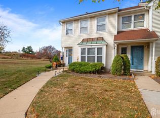 9 Concord Sq #1508, Sayreville, NJ 08872