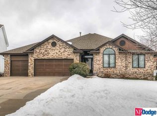1913 N 173rd Cres, Omaha, NE 68118