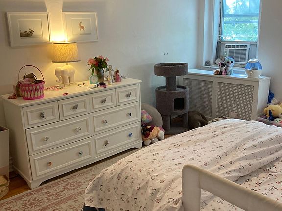 5th image of 623 Central Ave APT 310