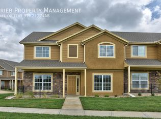 12622 S Prairie Creek Rd BUILDING 27, Olathe, KS 66061