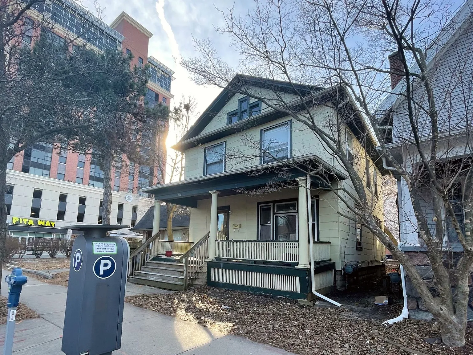 412 E. William St — Photo 2