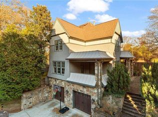 2125 Cooper Lake Dr, Smyrna, GA 30080