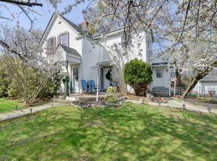 111 Long Hill Rd, Little Falls, NJ 07424