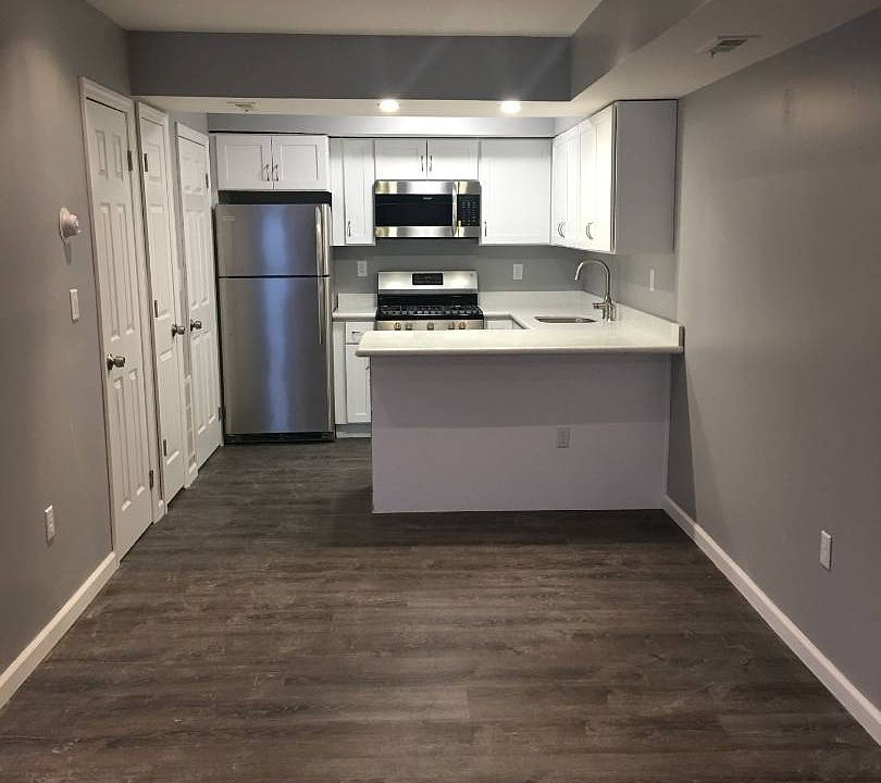 1st image of 157 Surfside Plz #18